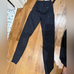 Nike Womens Black Running Leggings NWT